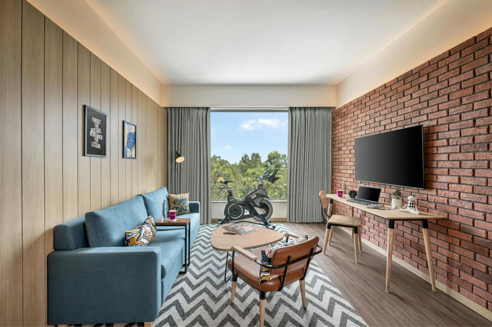 Moxy Bengaluru Airport Prestige Tech Cloud Hotel Devanahalli Ngoại thất bức ảnh